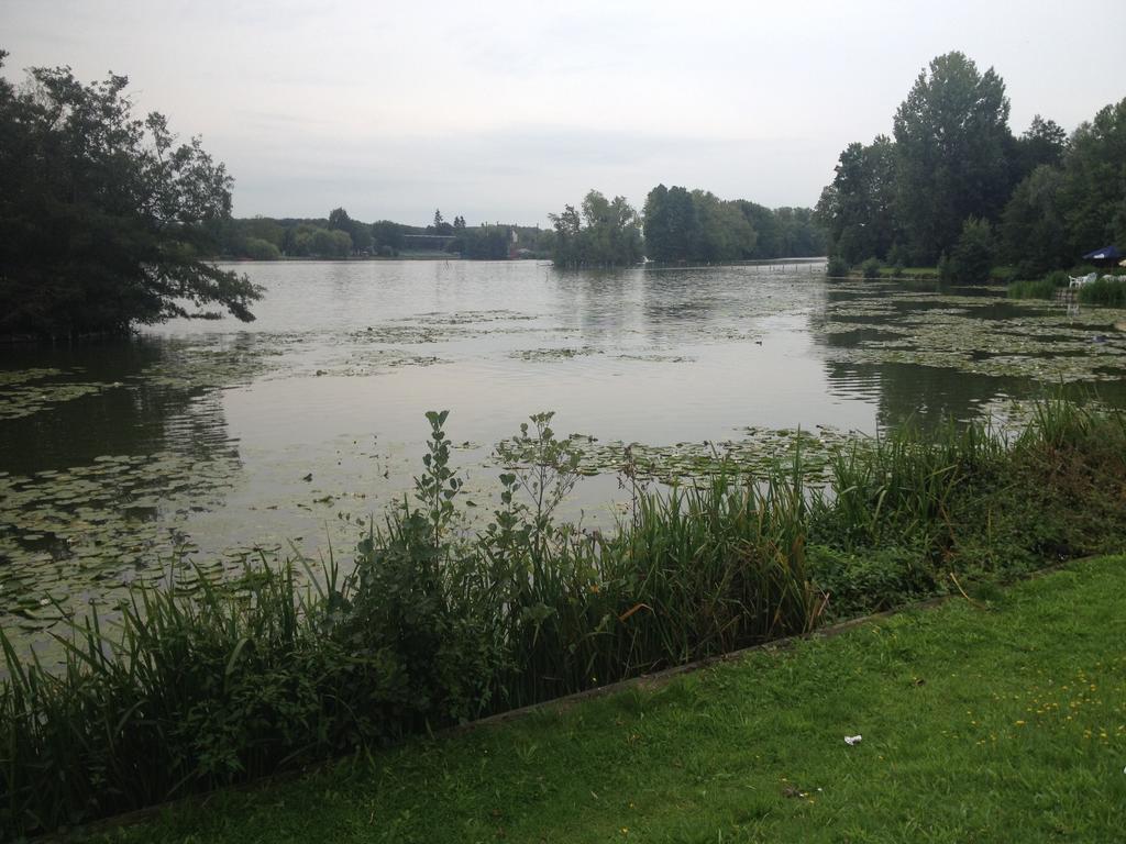 Lake Park Berlare Екстериор снимка